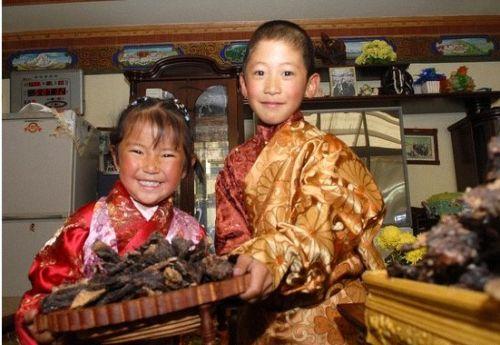 每年冬天，當(dāng)氣溫降到零下時(shí)，藏族家里都會(huì)做風(fēng)干肉。來源：西藏商報(bào)