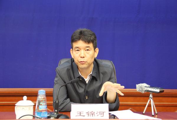 西藏自治區(qū)交通運(yùn)輸廳黨委委員、副廳長 王錦河.jpg