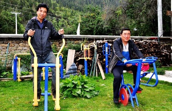 圖為達林村村民正在健身.jpg